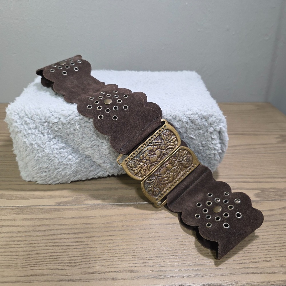 Vintage Womens Brown Suede Boho Belt Winged Bronze Buckle Size 30-32" - Picture 1 of 7